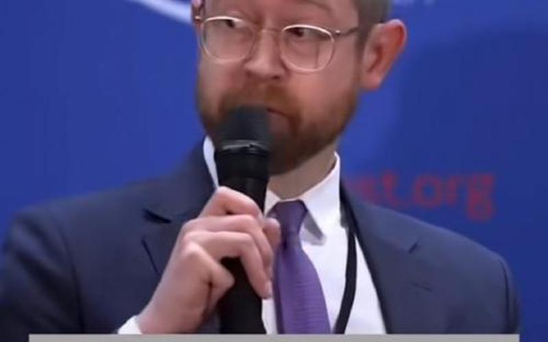 中国合资车企巨头 月薪为何仅三千？ 